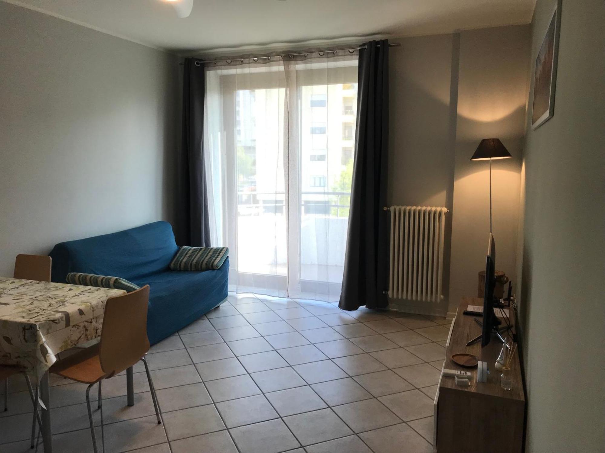 Grazioso Bilocale Metro/Centro Apartment Brescia Ngoại thất bức ảnh
