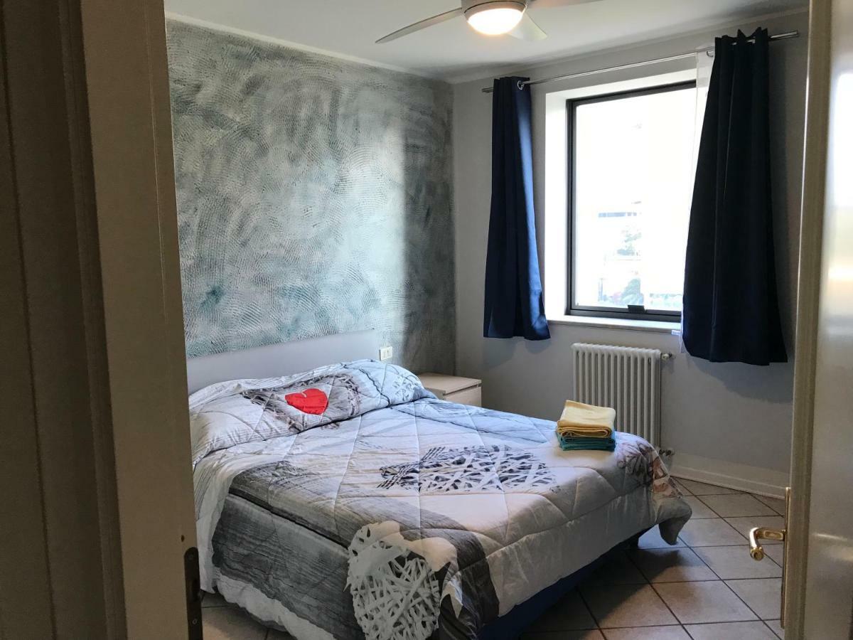 Grazioso Bilocale Metro/Centro Apartment Brescia Ngoại thất bức ảnh